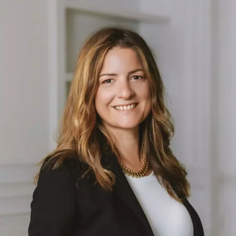 Portrait d'Elise de Flers - Associ&eacute;e - Groupe Yzor Conseiller en investissements financiers
